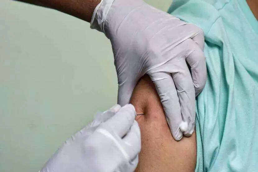 ग्रामीण क्षेत्रों में टीकाकरण में देरी हुई