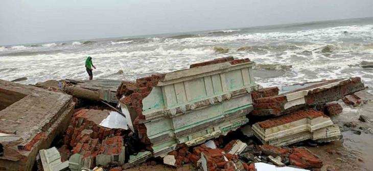 Cyclonic circulation के कारण बंगाल की खाड़ी में बन रहा कम दबाव का क्षेत्र