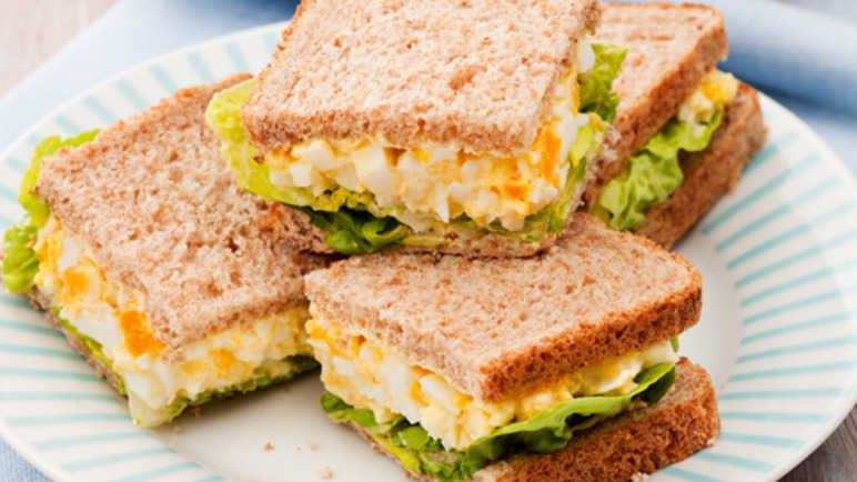 Recipe:आप नाश्ते के लिए घर पर बनाएं, उबले हुए अंडा का स्वादिष्ट सैंडविच