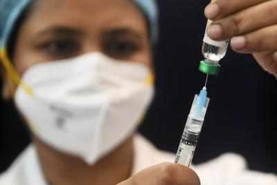 Madhya Pradesh में 18 पार के लोगों का वैक्सीनेशन शुरू