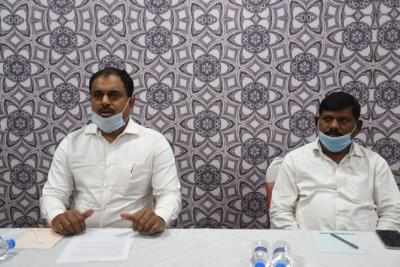 Bihar : जविपा प्रमुख अनिल कुमार ने 120 बेड वाले होटल को सरकार को देने की घोषणा की