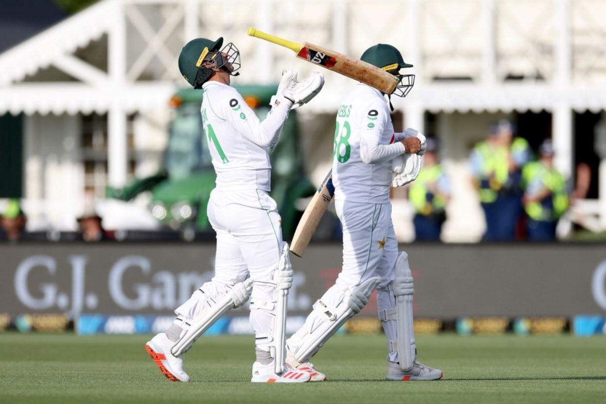 Christchurch Test: स्टंप माइक में कैद हुई नसीम  शाह और मोहम्मद अब्बास  की मजेदार बातचीत, देखें Video