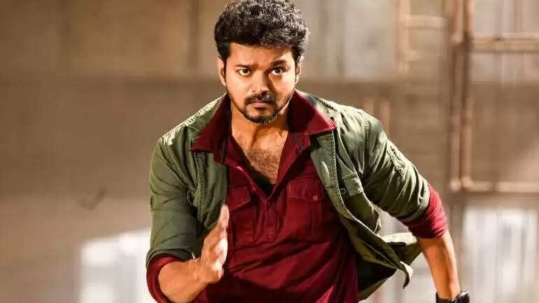 Thalapathy vijay: मास्टर के बाद बीस्ट में दिखेगा थालापथि विजय का धांसू अवतार, पहला लुक देख फैंस हुए क्रेजी