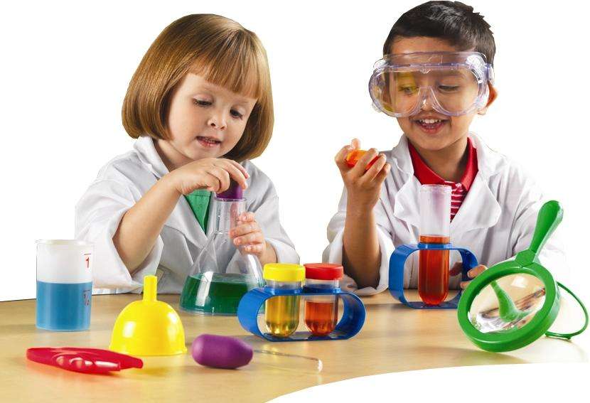 बच्चे खिलौने से विज्ञान को आसानी से जान सकते है