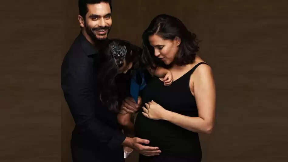 Neha Dhupia: गुडन्यूज जल्द ही दूसरी बार माता पिता बनने वाले हैं नेहा धूपिया और अंगद बेदी