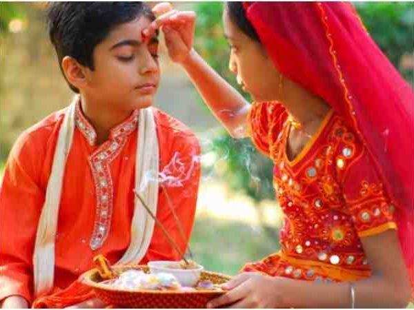 Bhai dooj 2020: क्यों मनाया जाता है भाईदूज का पर्व, जानिए इससे जुड़ी कथा