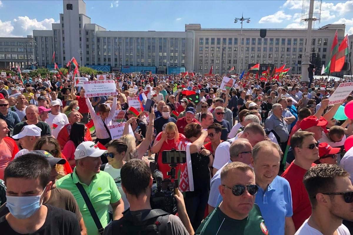 बेलारूस में सरकार के खिलाफ प्रदर्शन तेज़,पुतिन करेंगे मदद