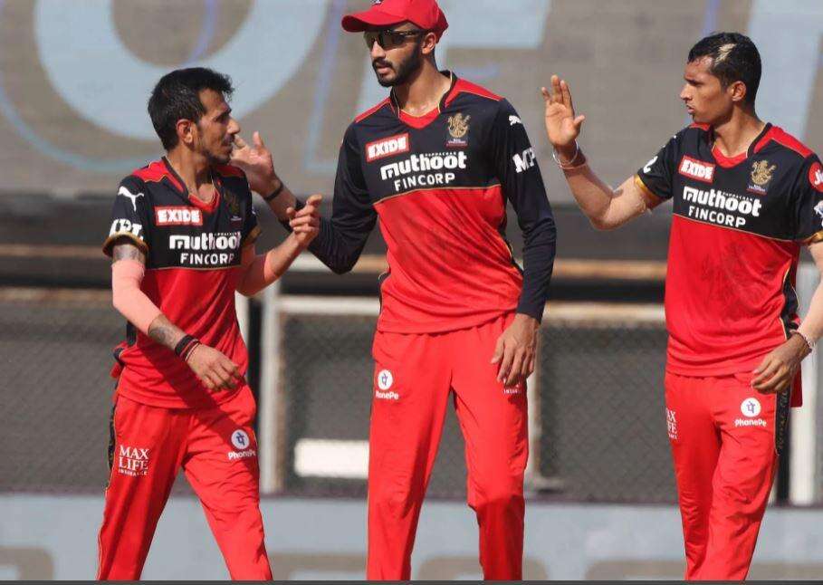 Breaking, CSK vs RCB:जडेजा और डु प्लेसिस ने जड़े अर्धशतक, चेन्नई ने बैंगलोर को दिया 192 रनों का लक्ष्य