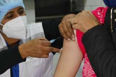 Lucknow : दूसरे चरण में 8,500 स्वास्थ्य कर्मचारी को लगेंगे टीके