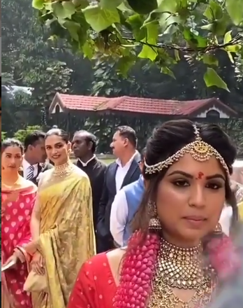 दोस्त की शादी मे भावुक हुई दीपिका पादुकोण,सामने आई तस्वीरें