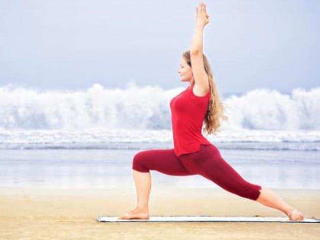 Yoga: स्वस्थ रहने के लिए हर मां को हर दिन यह योग करना चाहिए
