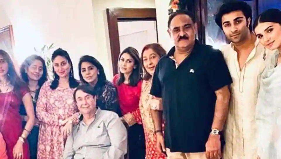 Karwa Chauth 2020: करवा चौथ के मौके पर सामने आई कपूर ख़ानदान की तस्वीर