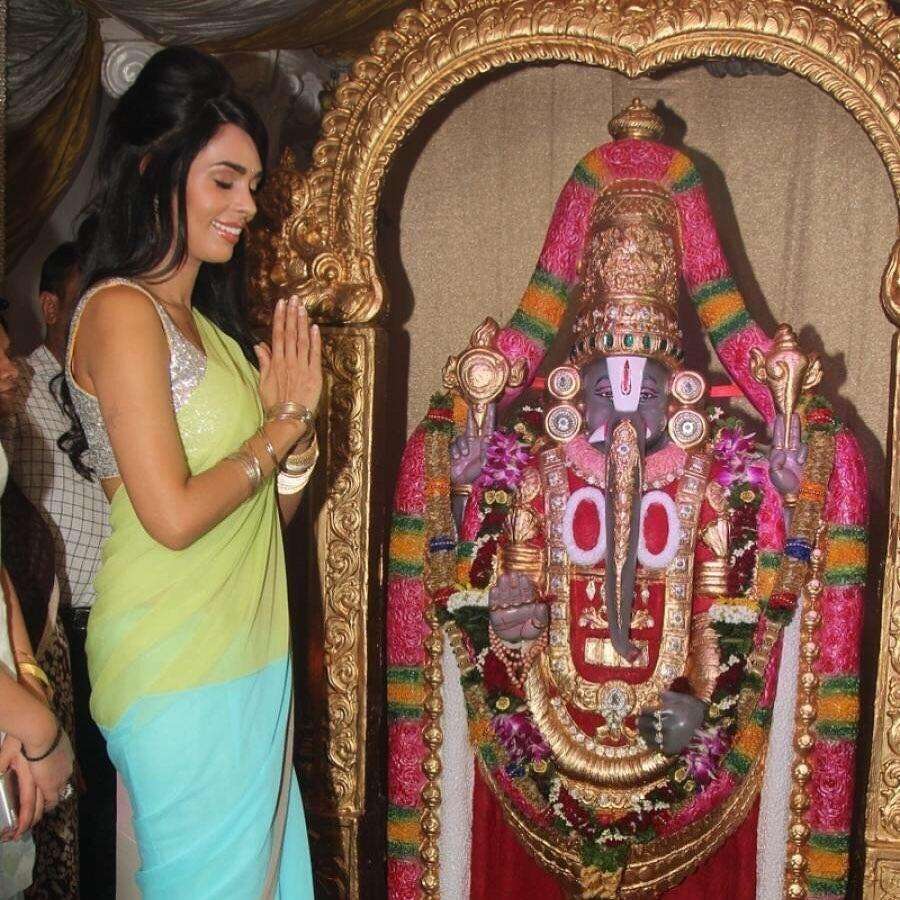 Ganesh Chturthi 2020: पिछले साल गणेश चतुर्थी के मौके पर बॉलीवुड की इन अभिनेत्रियों का दिखा था ट्रेडिश्नल अंदाज