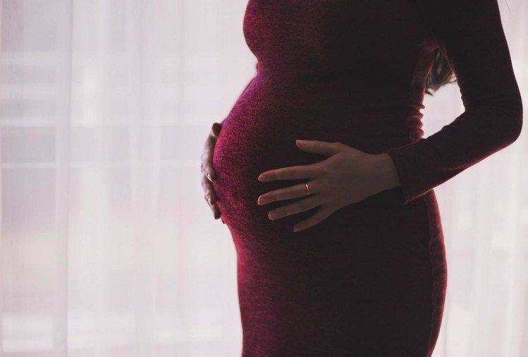 गर्भवती महिलाओं, नाबालिगों को महाराष्ट्र में कोविद -19 वैक्स नहीं मिलेगा,जानें रिपोर्ट