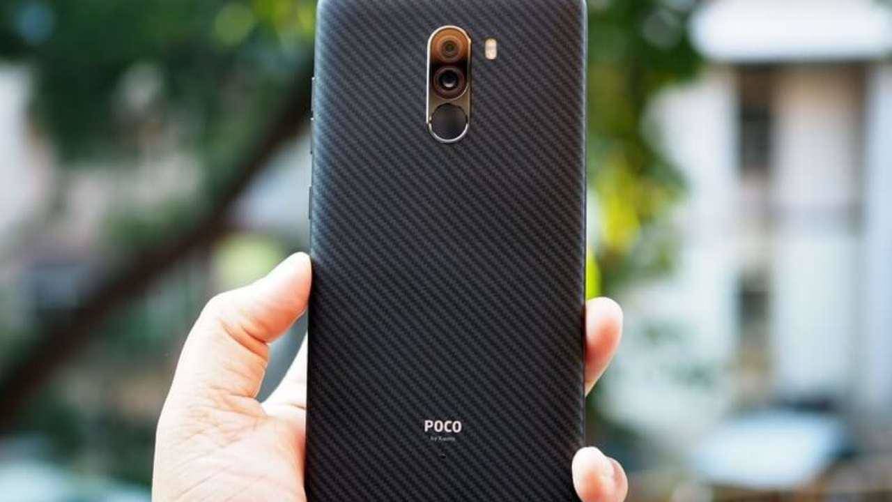 Poco F1 Lite स्मार्टफोन की कीमत 10 हजार के आस पास हो सकती है