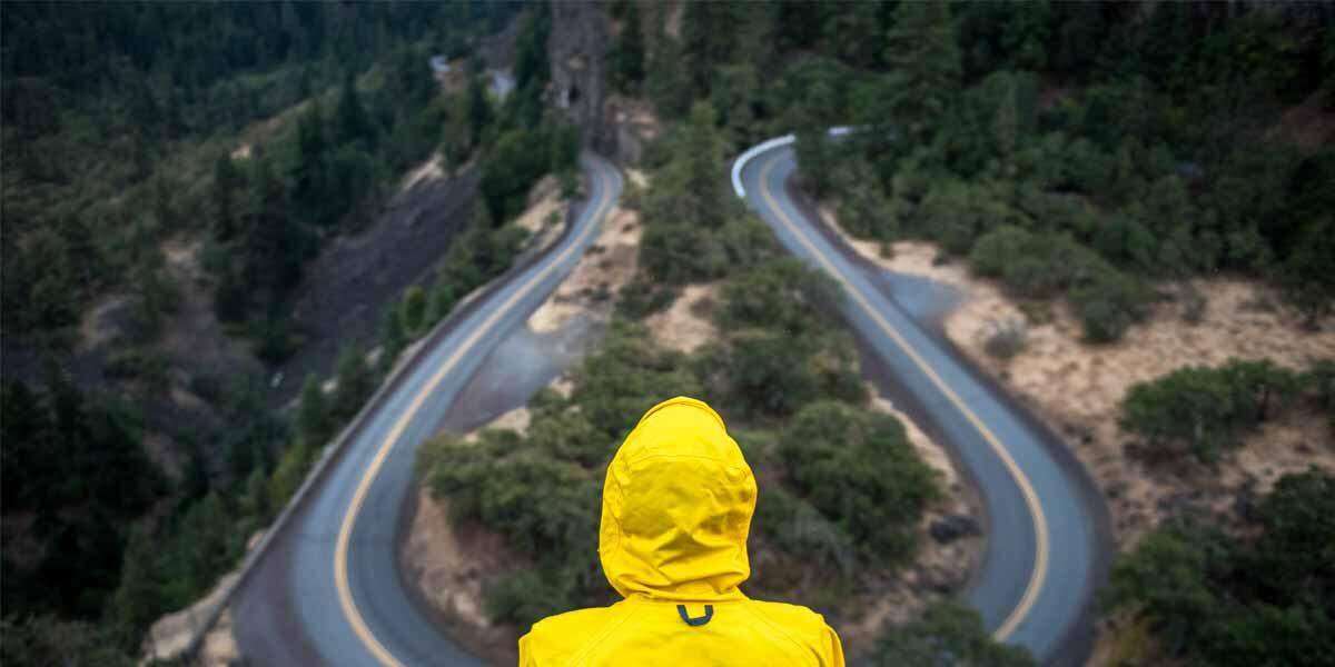 लिथियम आयन या लेड-एसिड, पाएं जानकारी कि कौन सी बैटरी वाले इलेक्ट्रिक स्कूटर देते हैं अच्छा बैटरी बैकअप