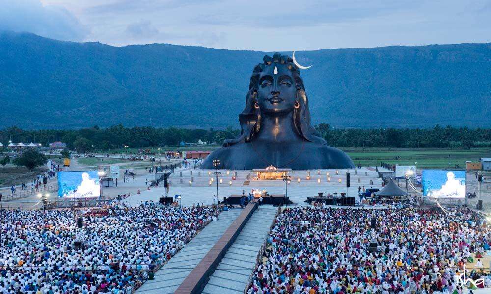 मन की शांती के लिए जा सकते हैं भारत के इन खास आश्रमों में