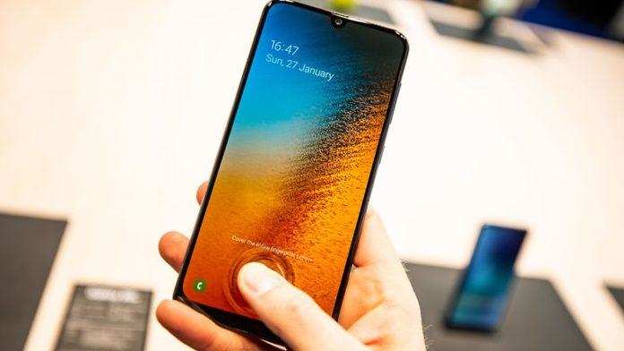 Samsung Galaxy A50 स्मार्टफोन को अपडेट मिलने की खबर सामने आयी