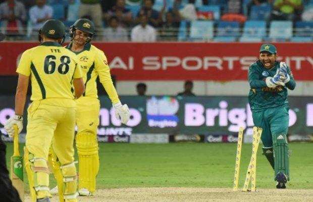 शारजाह वनडे : फिंच के शतक के दम पर आस्ट्रेलिया ने 8 विकेट से जीत दर्ज