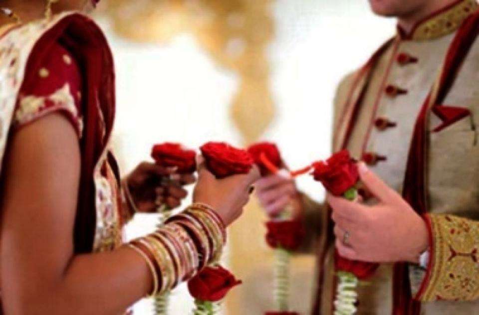 सजातीय विवाह भारतीय पुरुषों को बना सकता है नपुंसक
