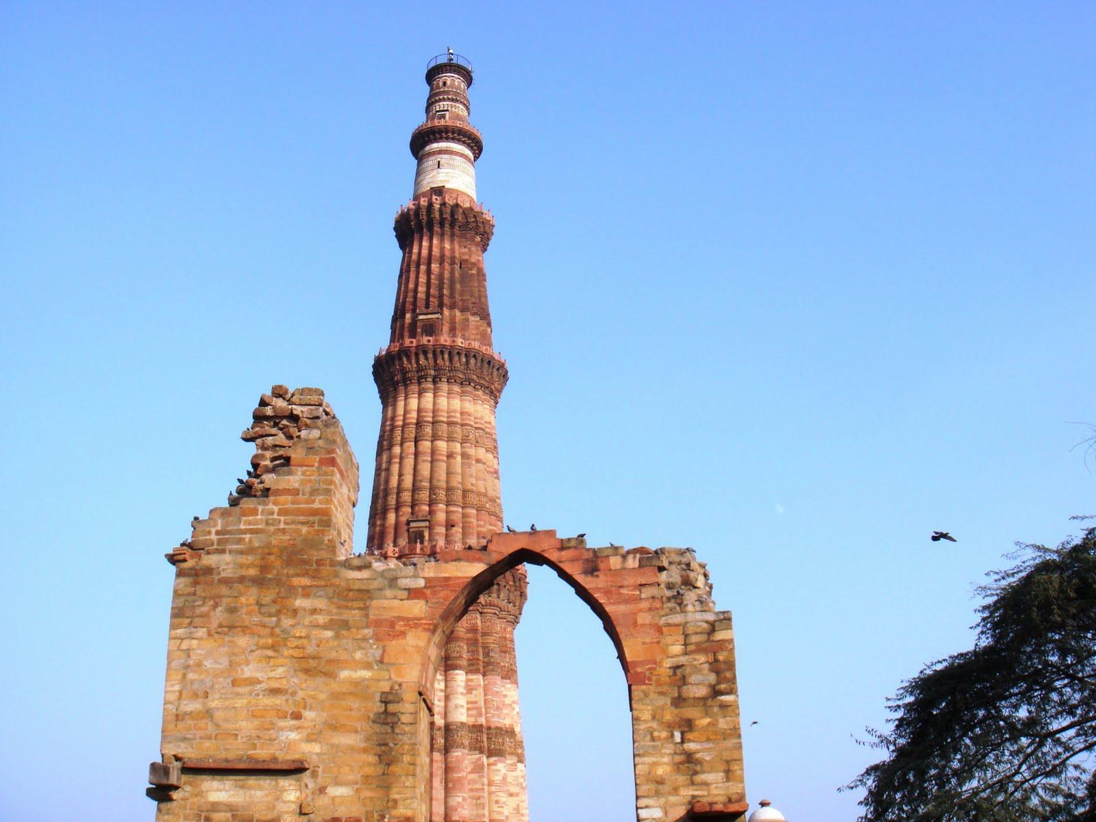 लौह स्तम्भ जो इस वजह से बना हुआ है भारत  की शान