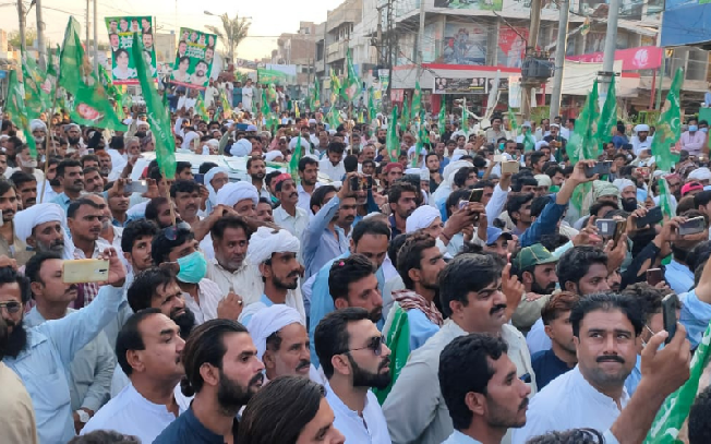 Pakistan Protest: इमरान के खिलाफ उमड़ा जनसैलाब, सरकार के तख्ता पलट के लिए जुटा विपक्ष….