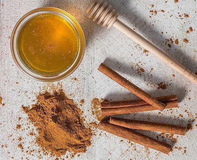Honey and cinnamon Benefits: शहद और दालचीनी का सेवन इन बीमारियों से सुरक्षा प्रदान करता है