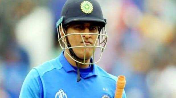 AUS VS IND:टीम इंडिया को खल रही है MS Dhoni की कमी, जानिए किसने कही ये बात