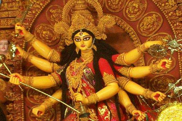 देवी दुर्गा ने बताए है सुखी जीवन जीने के ये सूत्र