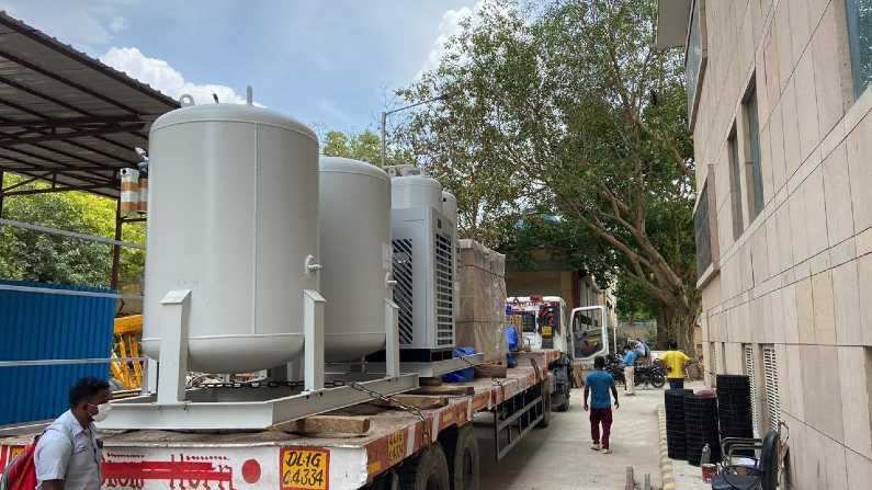 DRDO ने दिल्ली, हरियाणा में 5 मेडिकल ऑक्सीजन प्लांट लगाना शुरू किया