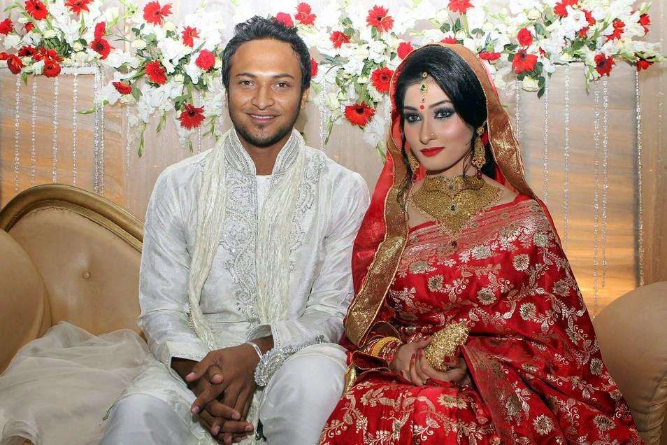 इस मशहूर क्रिकेटर की ब्यूटीफुल Wife ने अपनी Hot अदाओं से किया सबको घायल, हर लड़का छिड़क रहा है जान!