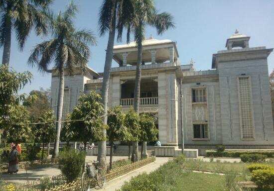 जानिए काशी के सबसे पुराने मंदिर के बारे में