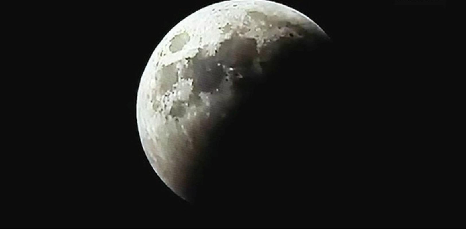 चीन का रोवर खोजेगा चंद्रमा का दूरस्थ हिस्सा, जानिए इसके बारे में !
