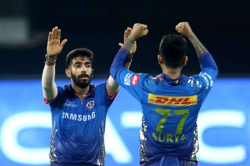 IPL 2021:CSK के खिलाफ Jasprit Bumrah की जमकर हुई धुनाई, तेज गेंदबाज के नाम  हुआ शर्मनाक रिकॉर्ड