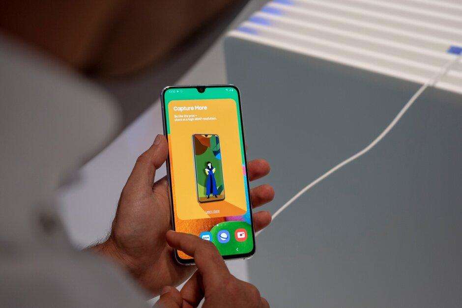 Samsung Galaxy A91 स्मार्टफोन में 8 जीबी रैम दी जा सकती है, जानें 