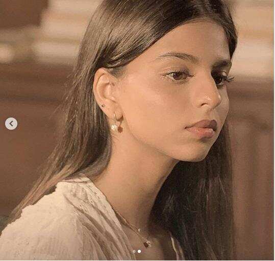 सोशल मीडिया पर शाहरूख खान की लाडली ने शेयर की रोते हुए तस्वीर, क्या है माजरा