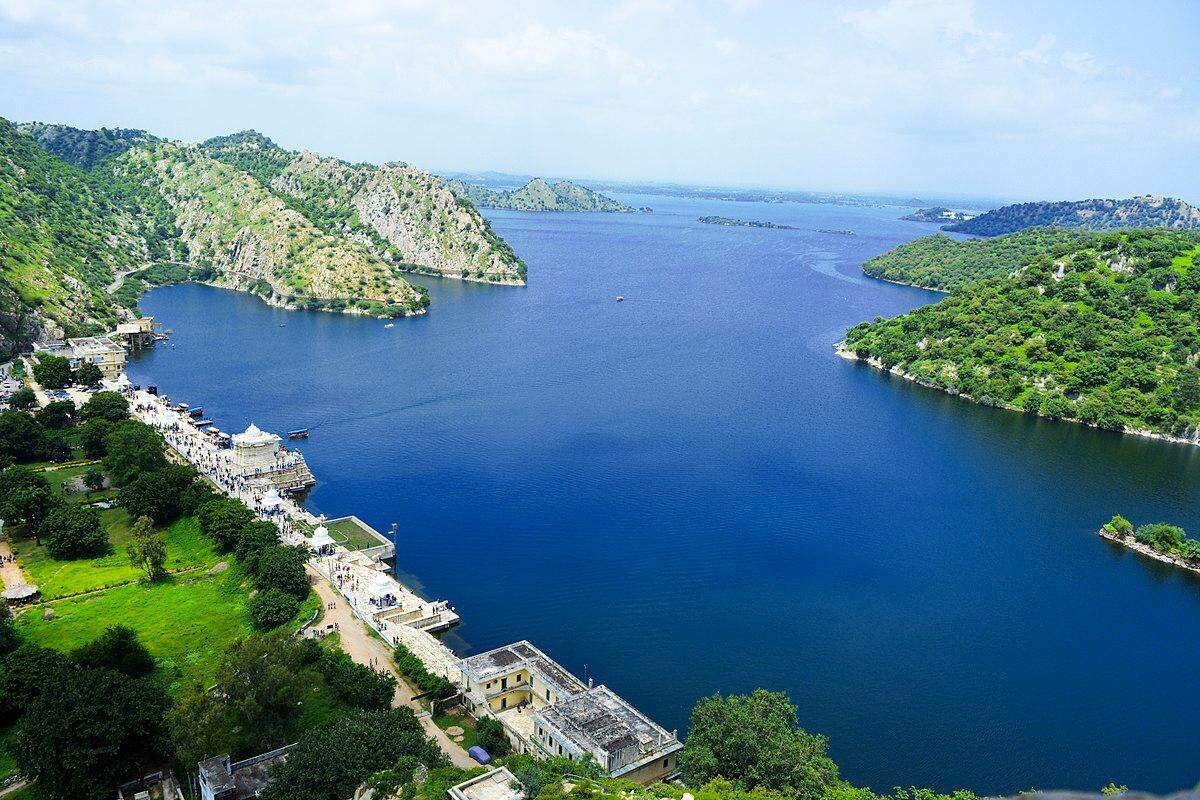 राजस्थान के खारे और मीठे पानी की झील