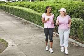 रोजाना 10,000 कदम चलने की आदत बनाएगी आपको स्वस्थ मोटापा भी होगा कम