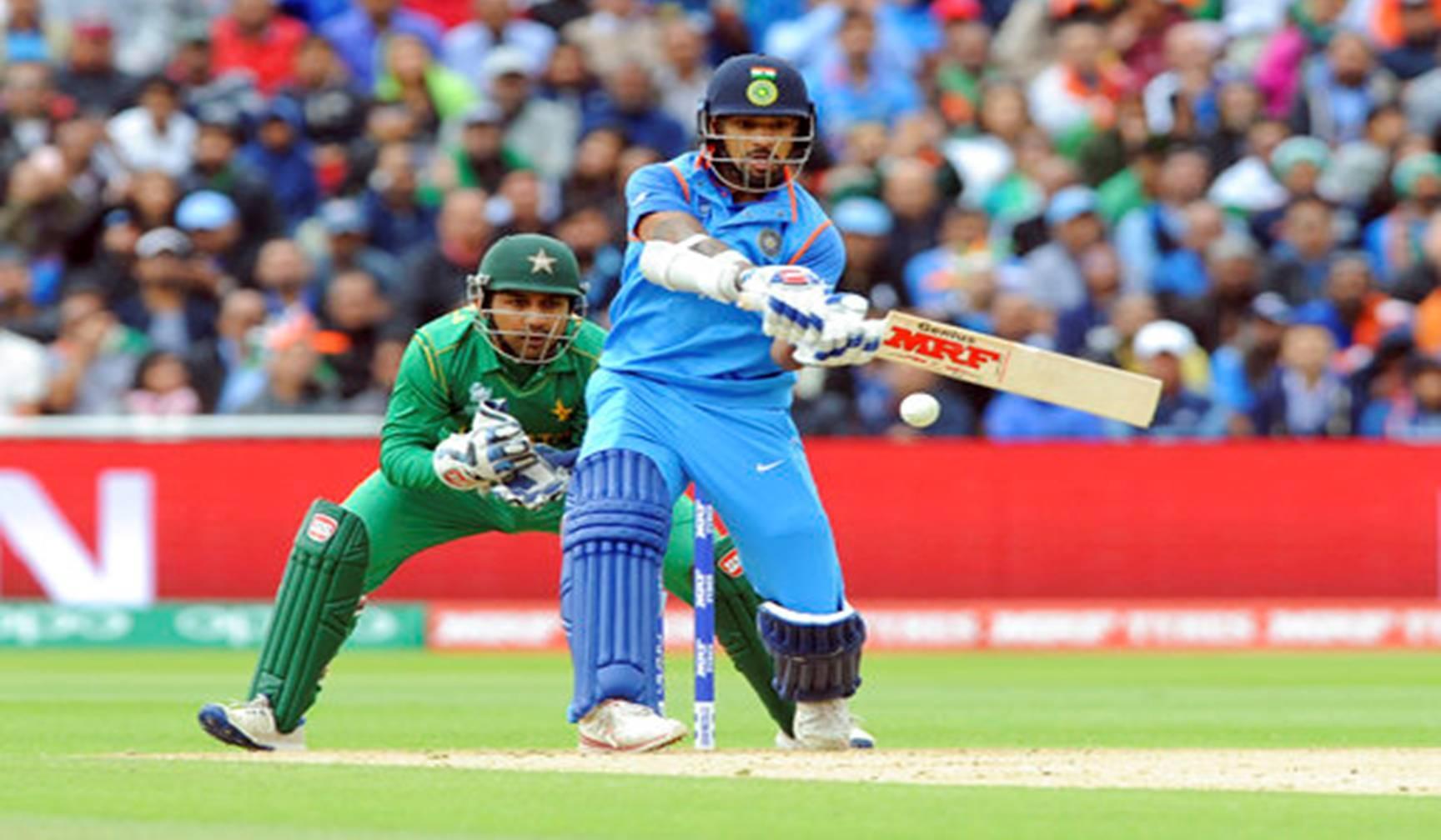 IND vs PAK : भारत को लगा तीसरा बड़ा झटका, धवन भी पहुंचे पवेलियन