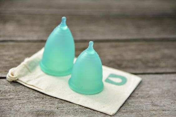 महिलाओं को अब बार-बार नहीं बदलने होंगे पैड्स, फ्रीडम कप देगा उड़ने की आजादी