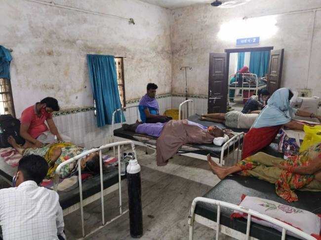 गोपालगंज : गोपालगंज सदर अस्पताल में 24 घंटे में 12 मरीजों ने तोड़ा दम