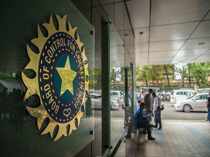 BCCI अंतर्राष्ट्रीय क्रिकेट  पर IPL को दे रहा है तरजीह, क्या  इसका खिलाड़ियों पर होगा बुरा असर?
