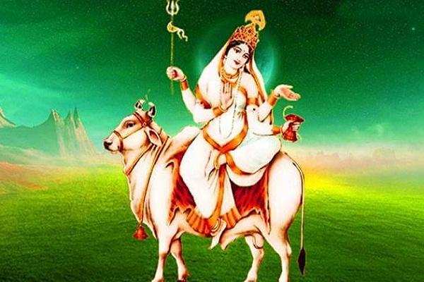 चैत्र नवरात्रि: दुर्घटना से सुरक्षा के लिए करें दुर्गा के आठवी शक्ति देवी ‘वृषारूढ़ा’ की आराधना