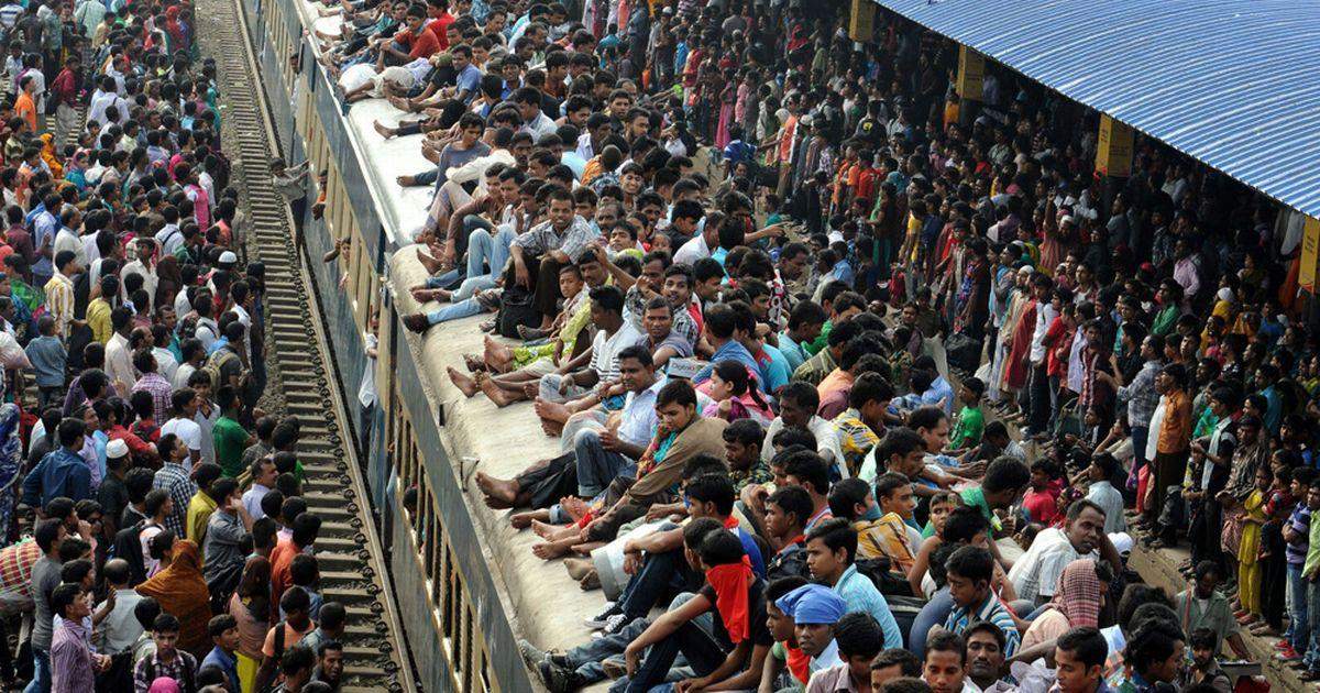 RAILWAY TICKETS : प्लेटफार्म टिकट में बढ़ोतरी पर रेलवे ने दी  सफाई