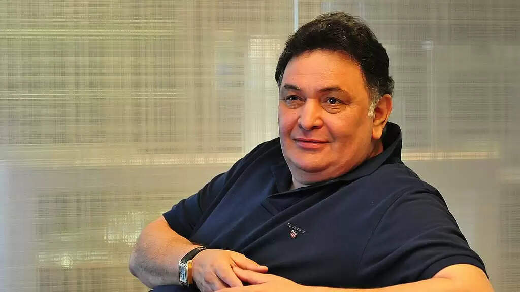 This is how these Superstars pays tribute to Rishi Kapoor