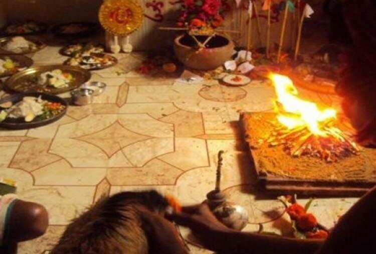 काला जादू : जादू टोने का शक है तो अवश्य करें जाप इस मंत्र का