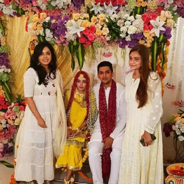 Sana Sayyad Wedding: टीवी अभिनेत्री सना सैयद कर रही निकहा, सामने आई हल्दी सेरेमनी की तस्वीरें
