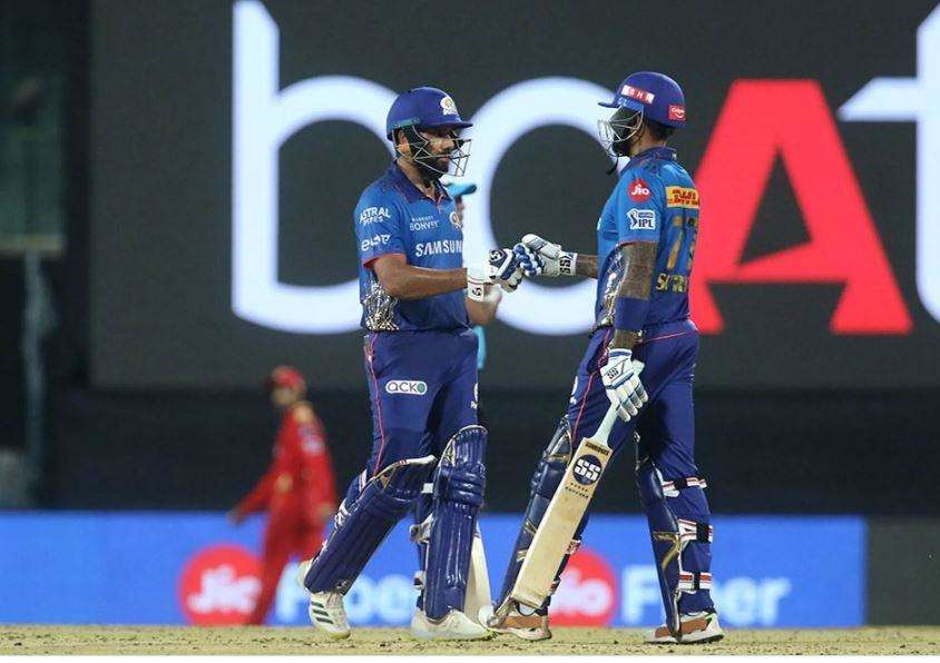 Breaking, PBKS vs MI: रोहित शर्मा ने जड़ा अर्धशतक, मुंबई ने पंजाब को दिया 132 रनों का लक्ष्य