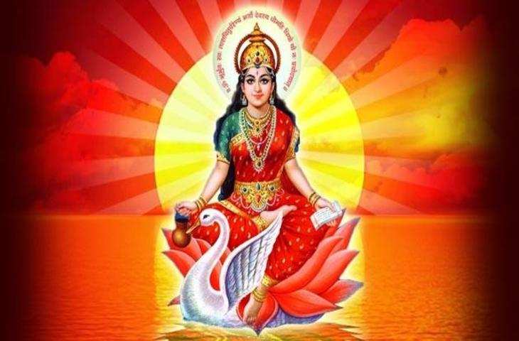 gayatri jayanti 2022 on 11 june know shubh muhurat puja vidhi mantra swarth siddhi yoga 