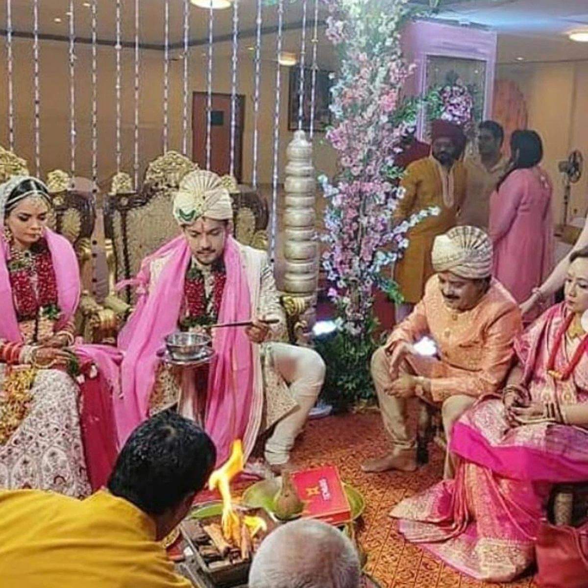 B’wood Celebs: इन सेलेब्स ने दिसंबर के महीने में रचाई है शादी, कपिल शर्मा से लेकर प्रियंका चोपड़ा तक है शामिल